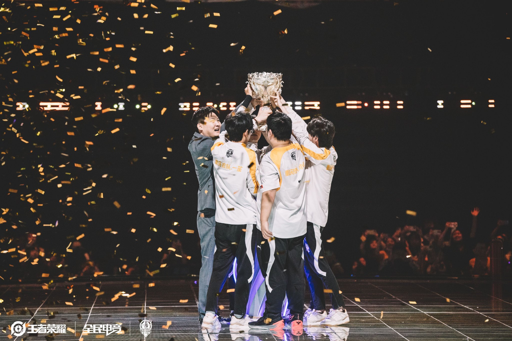 为运动员创 为运动员创